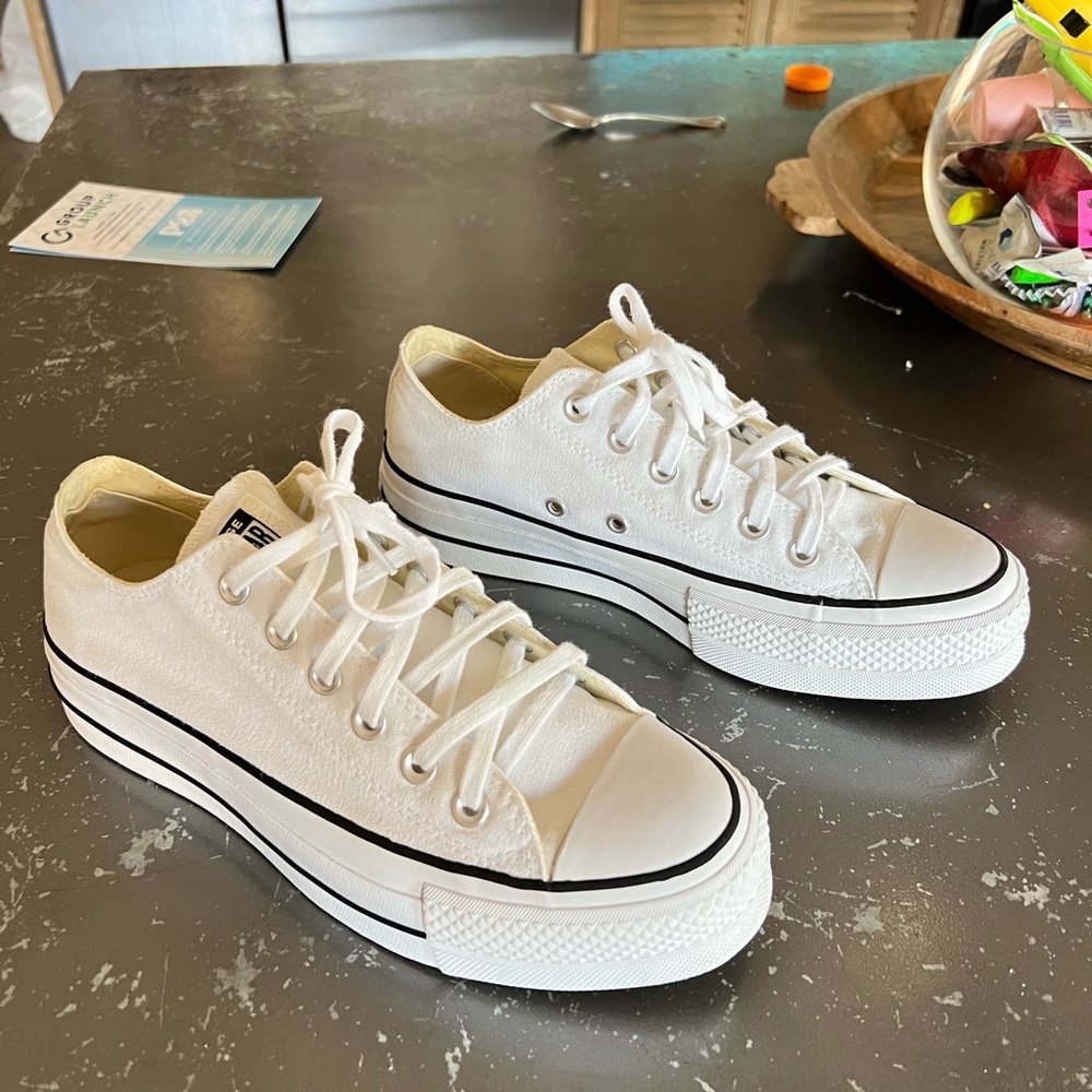 Platform Converse